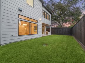 1119 Willard Street, Houston TX 77006