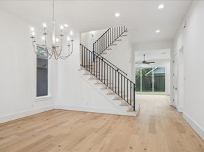 1119 Willard Street, Houston TX 77006