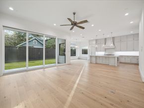 1119 Willard Street, Houston TX 77006