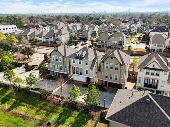 10605 Centre Green Way, Houston TX 77043