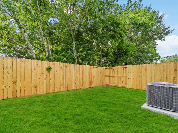 4201 Mallow Street 2, Houston TX 77051