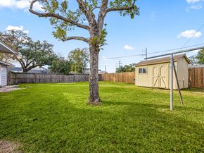 8646 Kempridge Street, Houston TX 77080