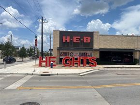 826 E 29th Street, Houston TX 77009