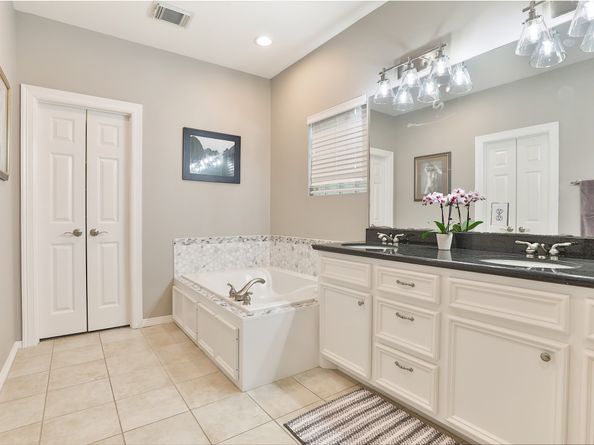 826 E 29th Street, Houston TX 77009