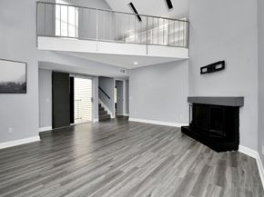 9809 Richmond Avenue B13, Houston TX 77042