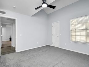 9809 Richmond Avenue B13, Houston TX 77042