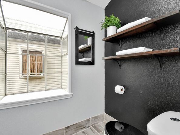 9809 Richmond Avenue B13, Houston TX 77042