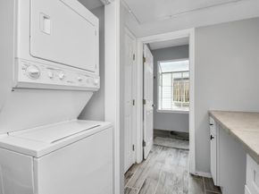 9809 Richmond Avenue B13, Houston TX 77042