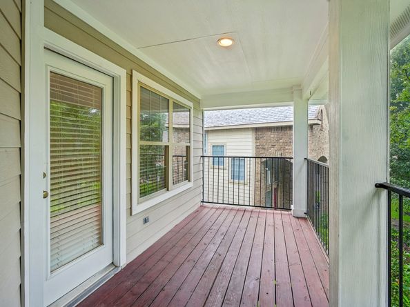 90 Panterra Way, The Woodlands TX 77382