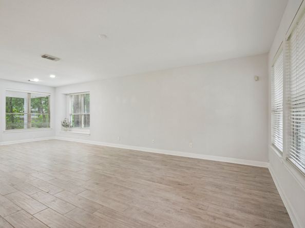 90 Panterra Way, The Woodlands TX 77382