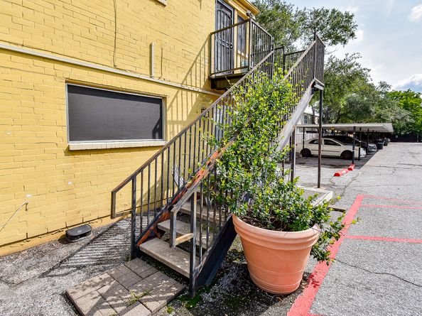 5202 Arboles Drive 3, Houston TX 77035