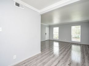 5202 Arboles Drive 3, Houston TX 77035