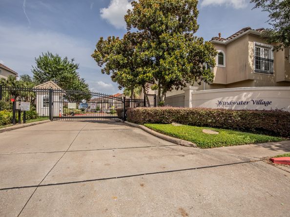 7146 Harmony Cove, Houston TX 77036
