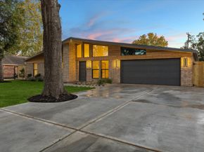 10623 Inwood Drive, Houston TX 77042