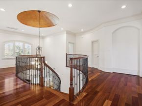 210 Glenwood Drive, Houston TX 77007