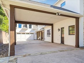 210 Glenwood Drive, Houston TX 77007