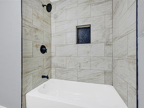 8707 Fannette Street, Houston TX 77029