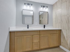 8707 Fannette Street, Houston TX 77029