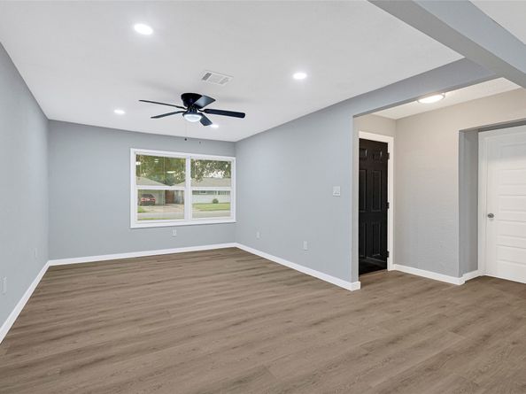 8707 Fannette Street, Houston TX 77029