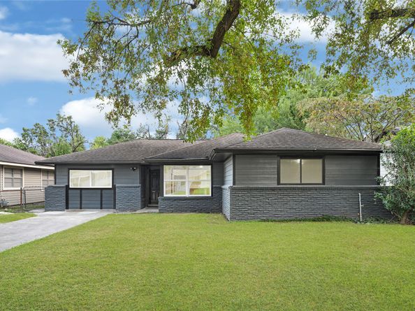 8707 Fannette Street, Houston TX 77029