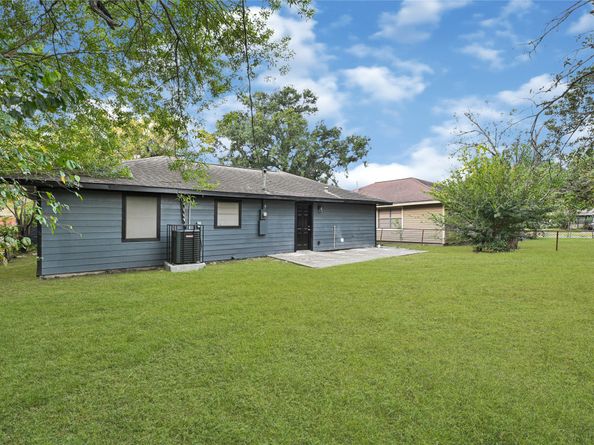 8707 Fannette Street, Houston TX 77029