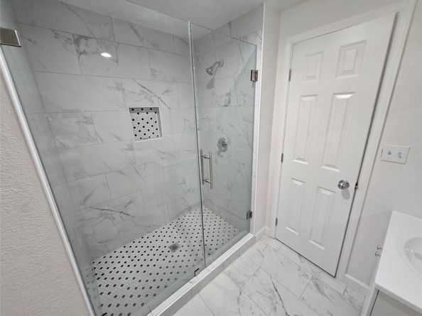 10470 Alcott Drive, Houston TX 77043