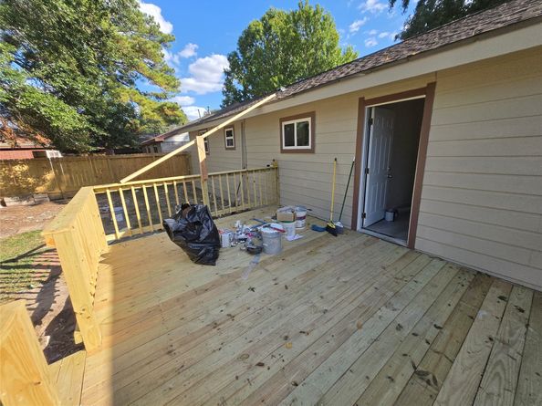 10470 Alcott Drive, Houston TX 77043