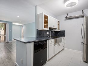 4633 Wild Indigo Street 536, Houston TX 77027