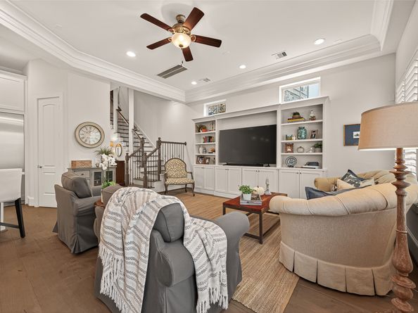 1607 W Rose Terrace Lane, Houston TX 77055