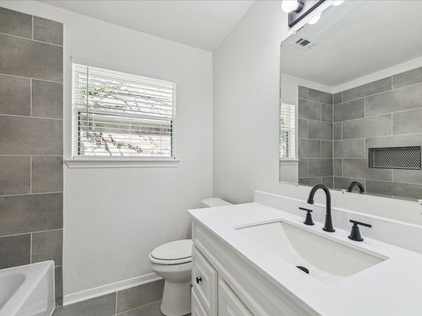 3102 Great Lakes Avenue, Sugar Land TX 77479