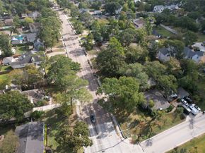 903 W 43rd Street, Houston TX 77018