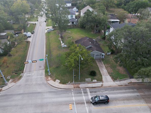 903 W 43rd Street, Houston TX 77018