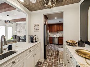 7523 Del Monte Drive, Houston TX 77063