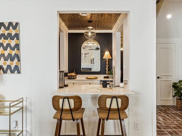 7523 Del Monte Drive, Houston TX 77063