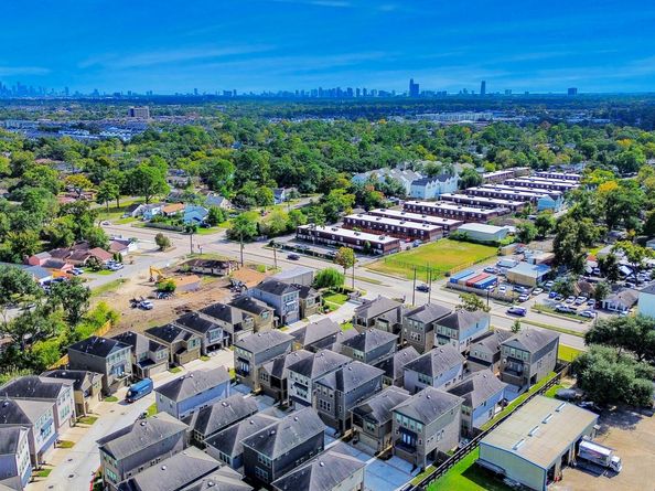 9307 Bauer Vista Drive, Houston TX 77080