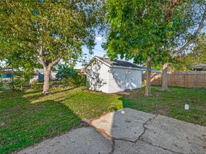 4729 Paradise Lane, Houston TX 77048