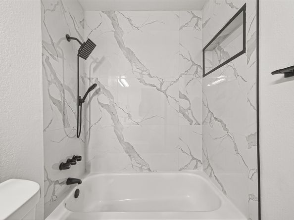 4729 Paradise Lane, Houston TX 77048