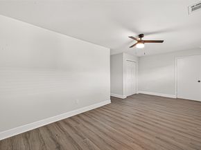 4729 Paradise Lane, Houston TX 77048