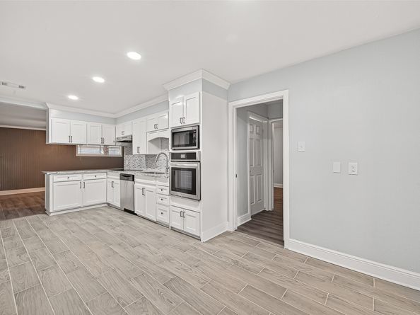 4729 Paradise Lane, Houston TX 77048