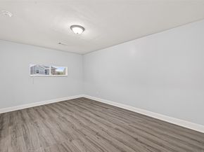 4729 Paradise Lane, Houston TX 77048