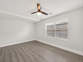 4729 Paradise Lane, Houston TX 77048