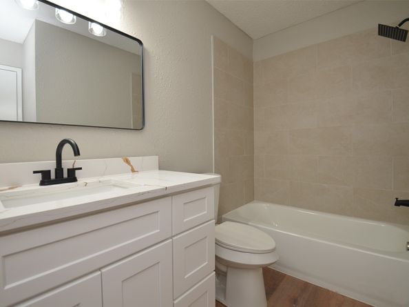 12019 Bob White Drive, Houston TX 77035