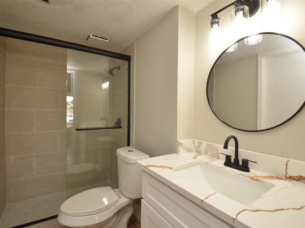 12019 Bob White Drive, Houston TX 77035