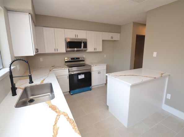 12019 Bob White Drive, Houston TX 77035