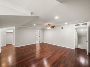 4023 Breakwood Drive, Houston TX 77025