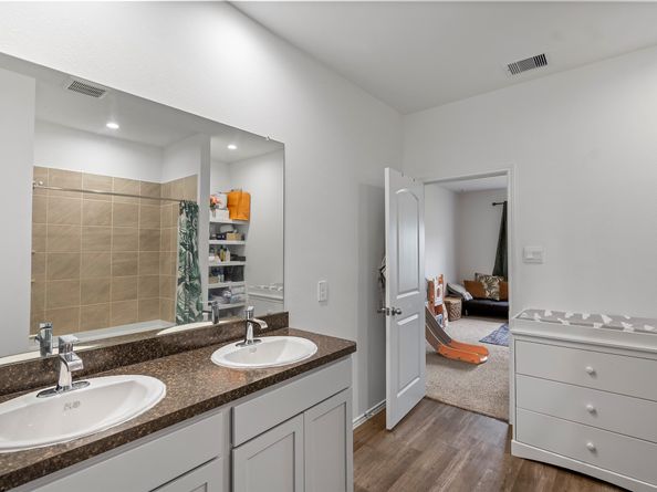 5223 Mossdale Bluff Lane, Spring TX 77373