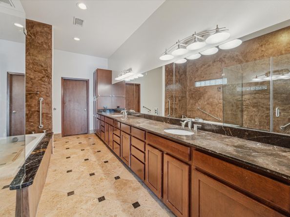 1533 Nevada Street, Houston TX 77006