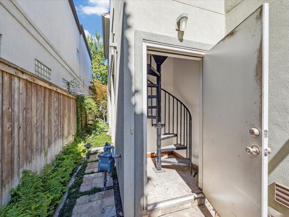 1533 Nevada Street, Houston TX 77006