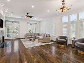 6635 Wanita Place B, Houston TX 77007