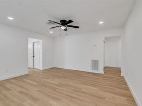 12123 Murr Way, Houston TX 77048